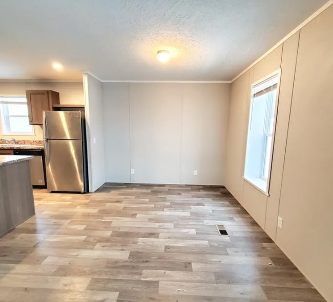 Building Photo - 9635 Pier Pointe