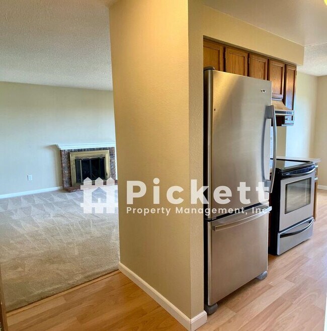 3390 Narrows View Ln NE Unit 101, Bremerton, WA 98310 Condo for Rent