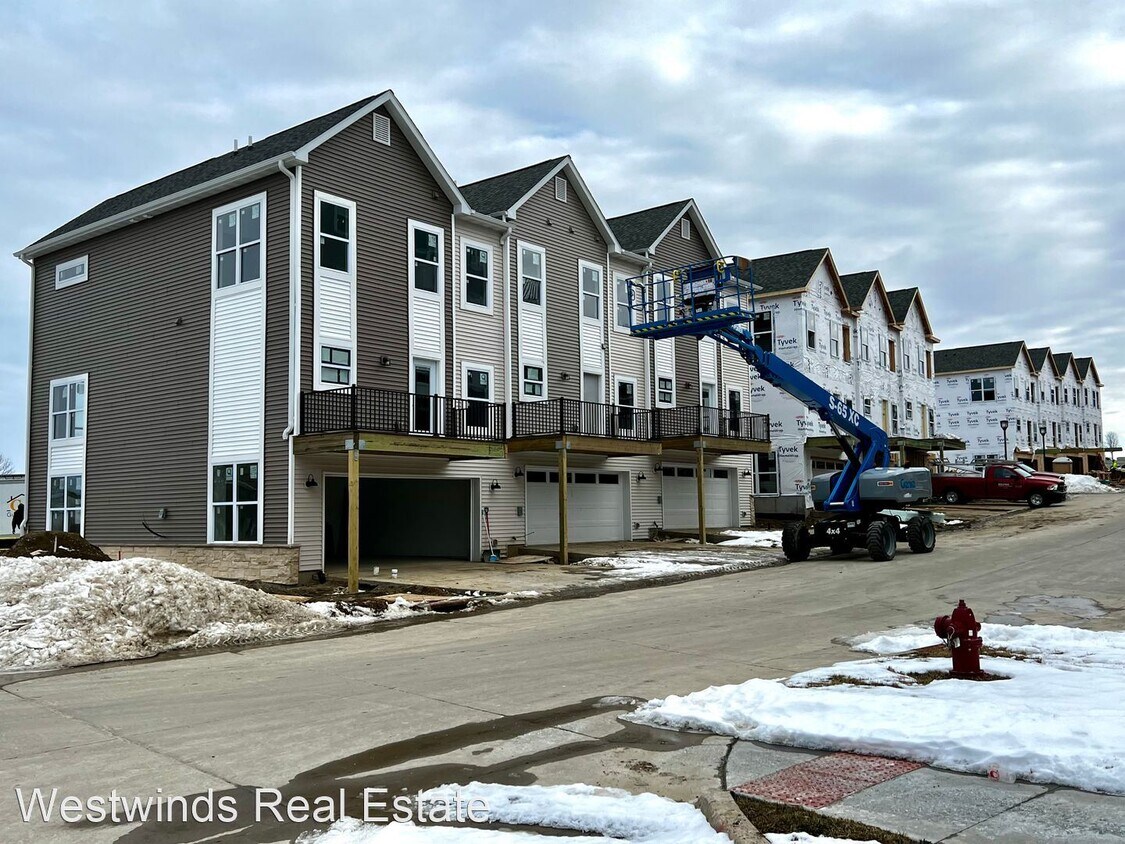 1740 Bernardy Dr, North Liberty, IA 52317 House Rental in North Liberty, IA