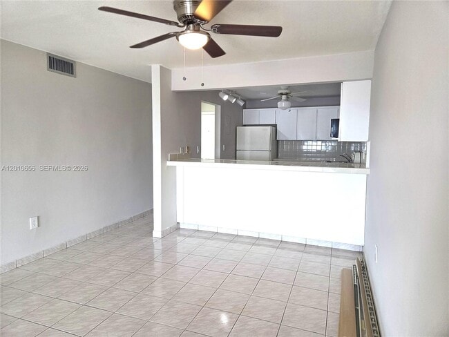 Foto del edificio - 4670 W 13th Ln