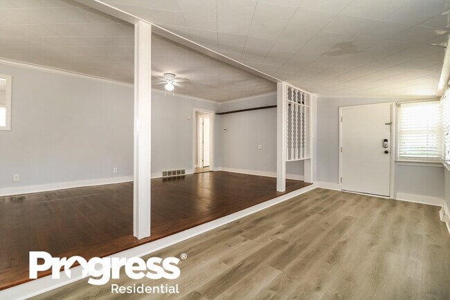 Building Photo - 259 B St
