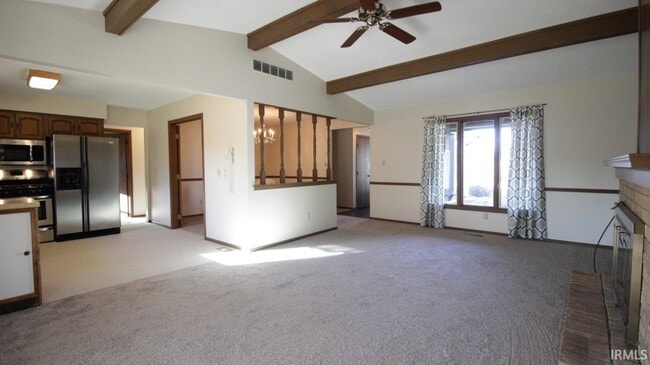 Foto del edificio - 9531 Yearling Dr