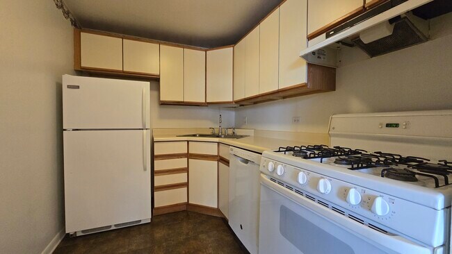 Foto del edificio - 1460 Fairlane Dr