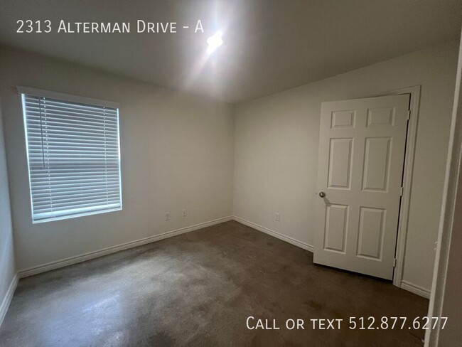 Building Photo - 2313 Alterman Dr