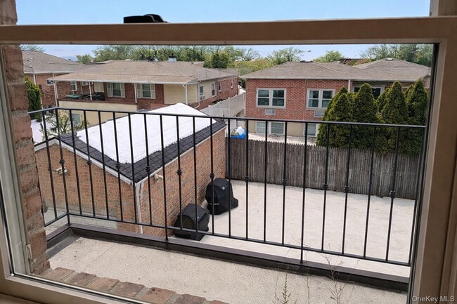 Foto del edificio - 42-04 218th St