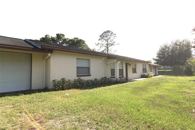 Building Photo - 4312 Roush Ave