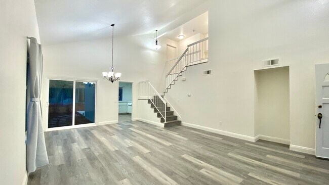 Foto del edificio - 23169 Golden Eye Ln