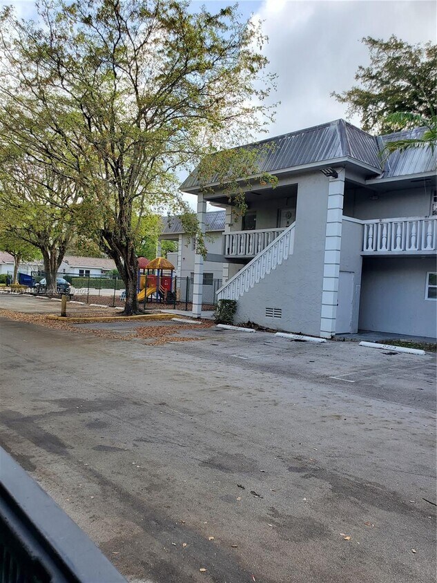 Foto principal - 17255 SW 95th Ave