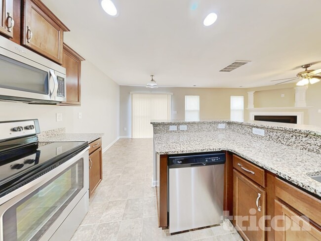 Building Photo - 931 Rook Rd