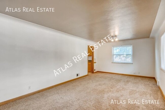 Building Photo - 2714 N Grove Street