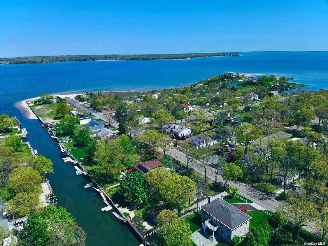 244 Longneck Blvd, Riverhead, NY 11901 House Rental in Riverhead, NY