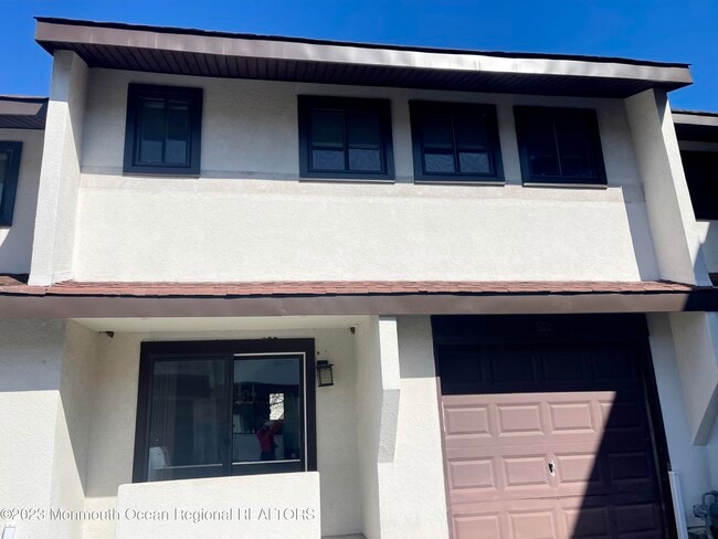 Building Photo - 102 Tower Hill Dr