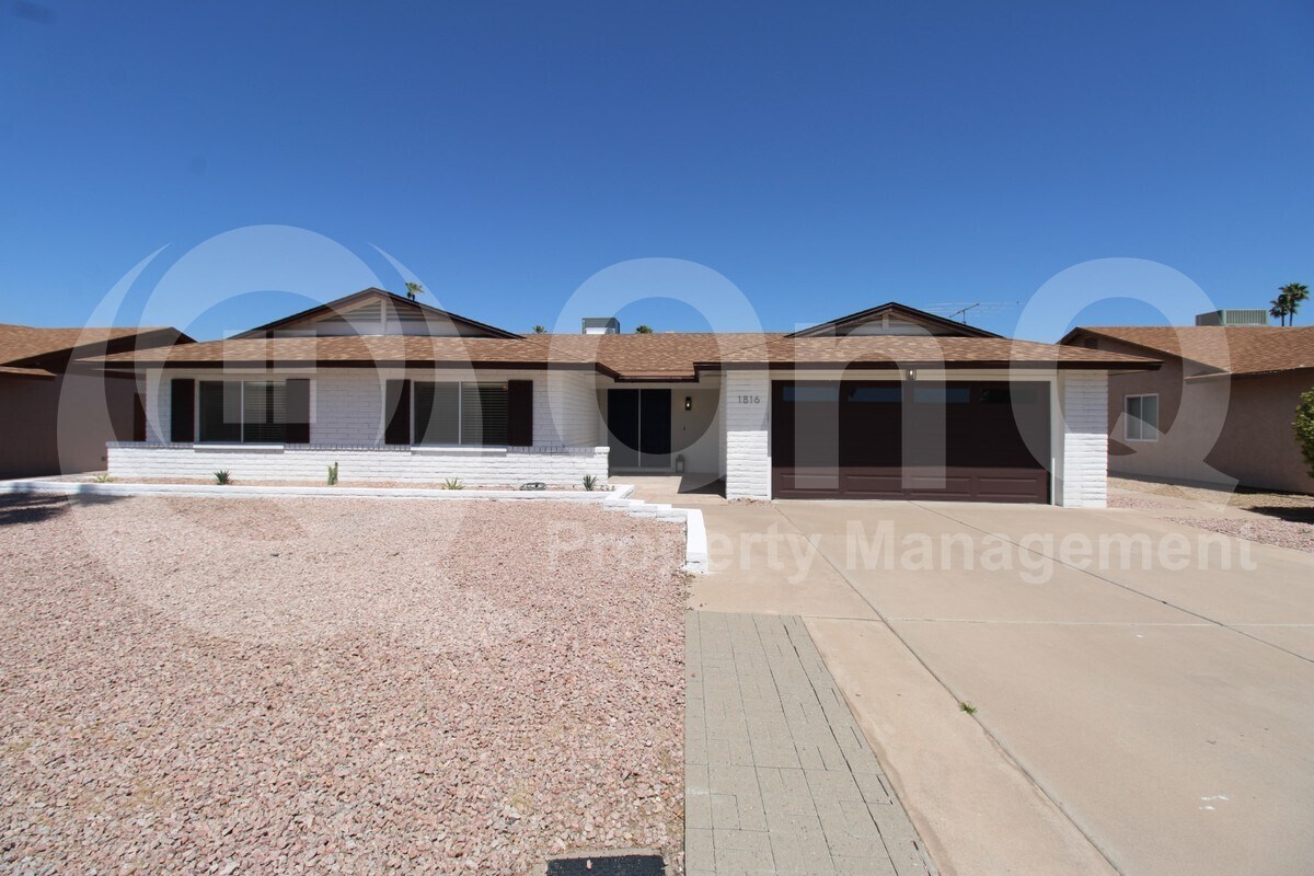 Foto principal - 1816 E Oxford Dr