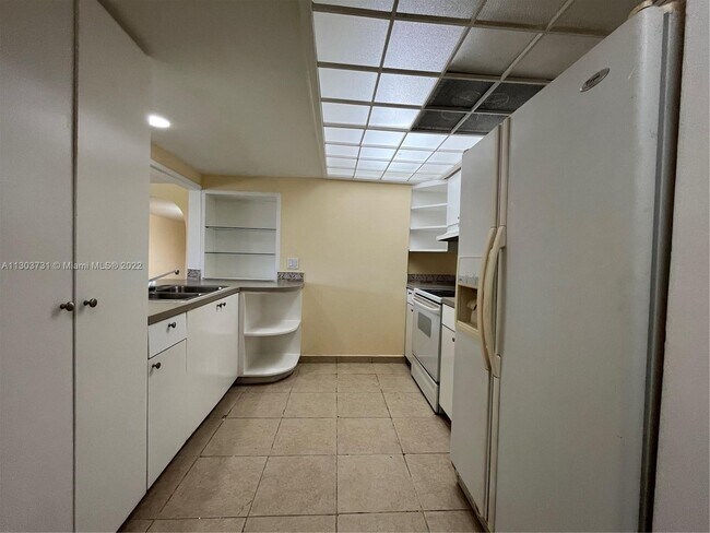 Foto del edificio - 141 NW 20th Ct