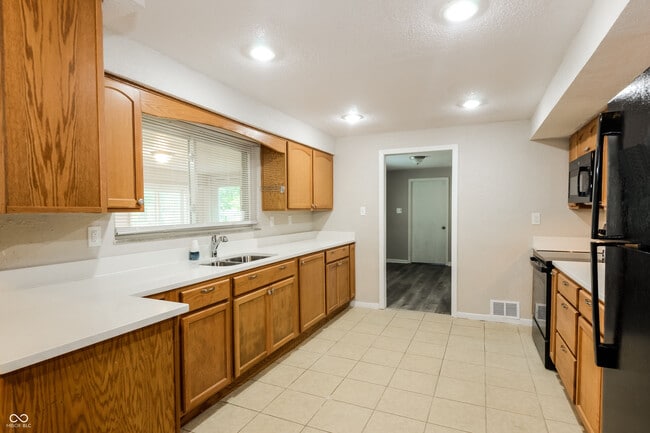 Foto del edificio - 1065 Hornaday Rd