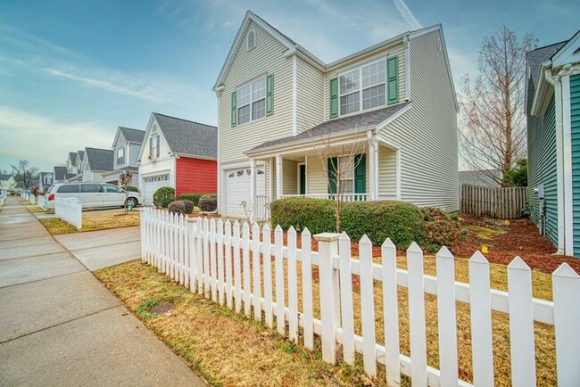 Building Photo - Lovely,  3 BR, 2.5 BA Home With 1 Car Gara...