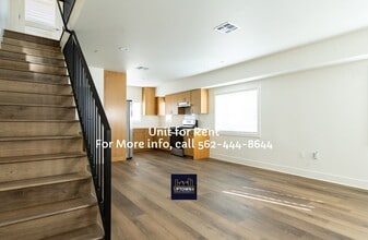 Building Photo - 5303 Live Oak St