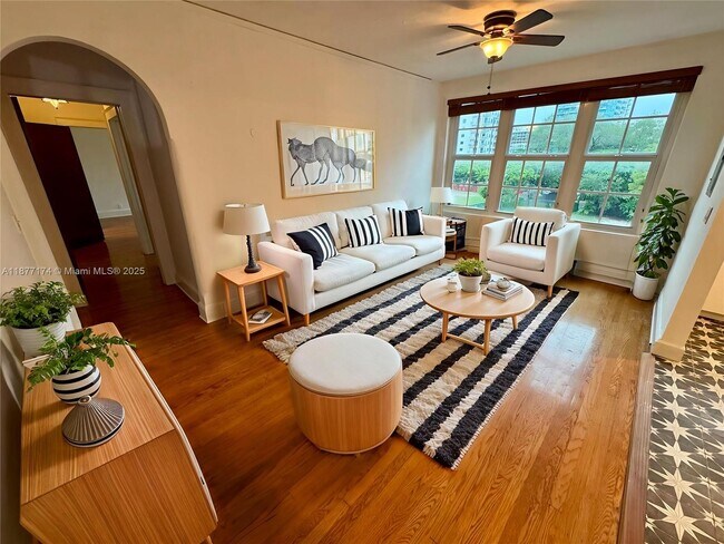 Foto del edificio - 3224 Biscayne Blvd