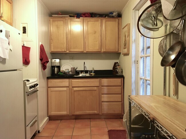 Foto del edificio - 121 12th St SE