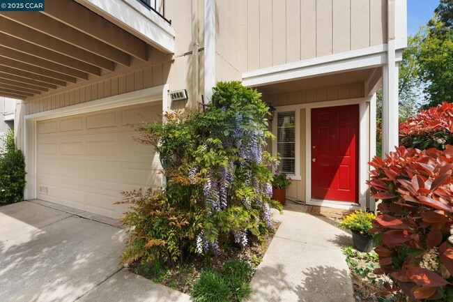 Building Photo - 2480 Heatherleaf Ln