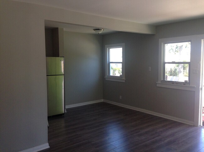 Foto del edificio - 2203 Duvall St