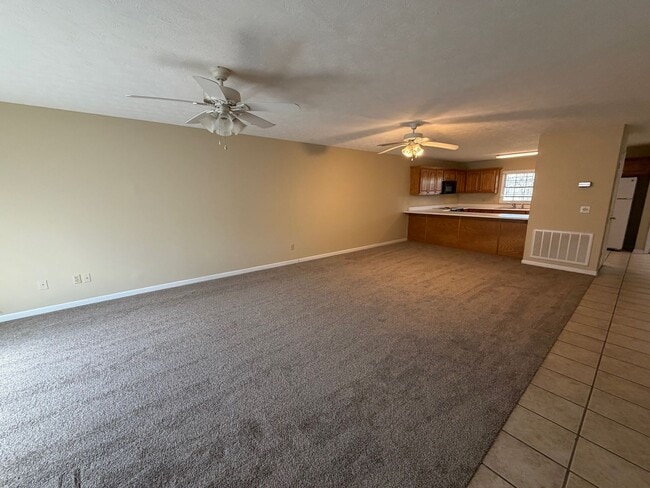 Building Photo - 147 Harmon Dr