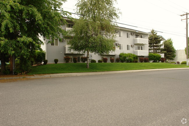 Building Photo - Cornerstone Apartments