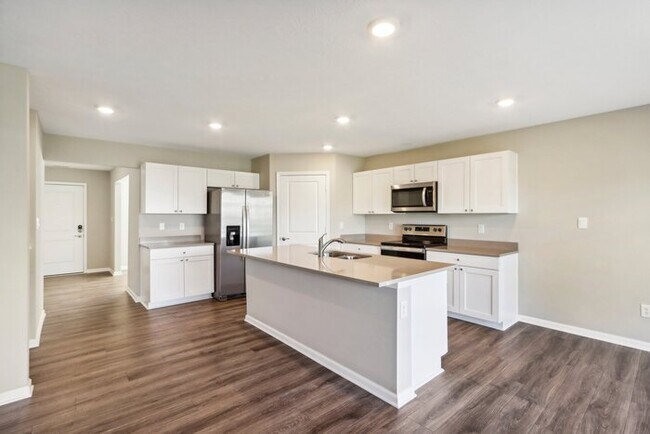 Foto del edificio - Fantastic 5bd/3ba home! Let yourself in!