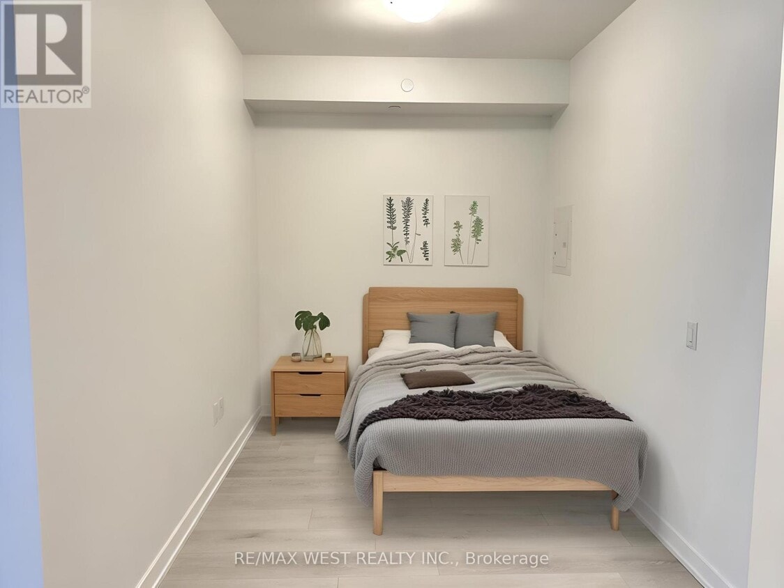 Building Photo - 28 Freeland St