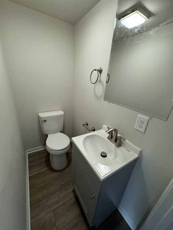 Building Photo - 137 Edward St