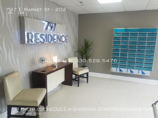 Foto del edificio - 797 E Market St
