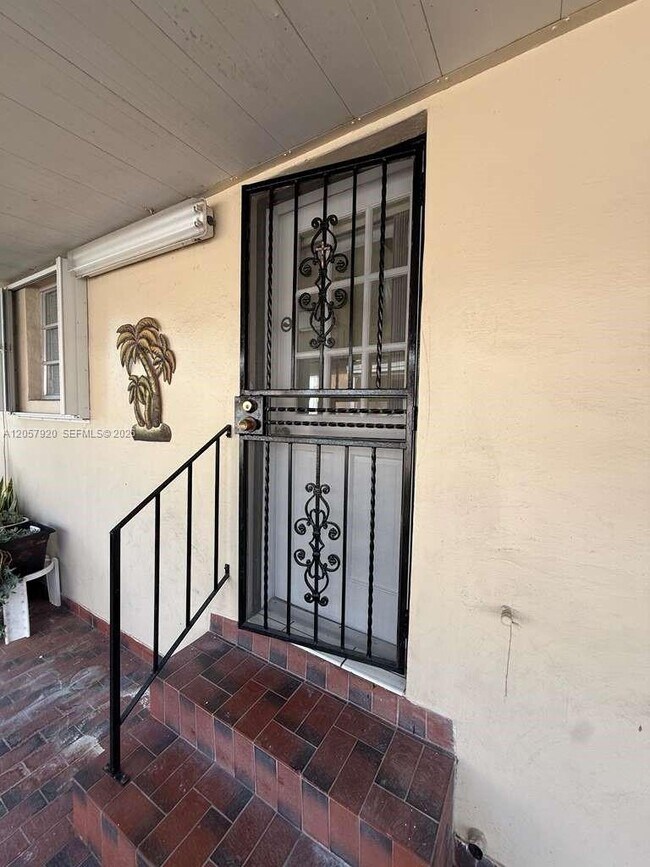 Foto del edificio - 1140 SW 9th St