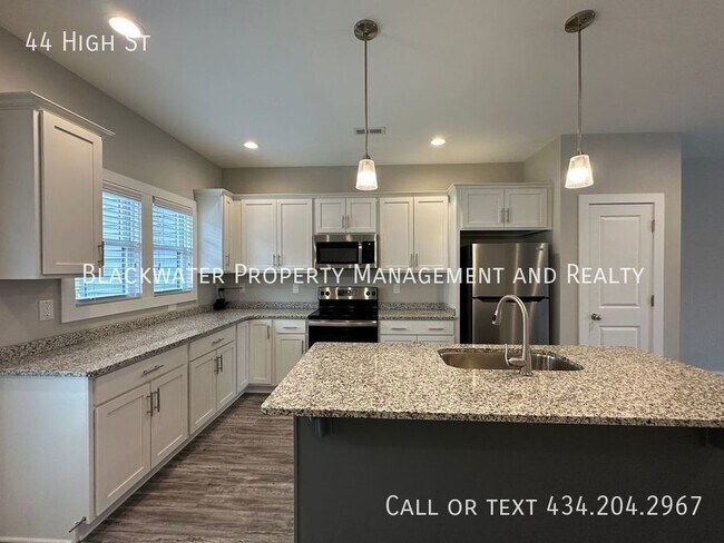 Foto del edificio - 2 Bedroom Townhouse in English Commons!