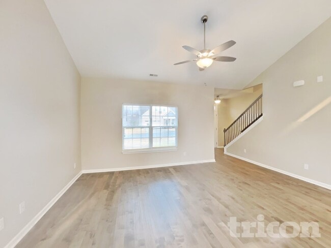 Foto del edificio - 319 Wyburn Pl