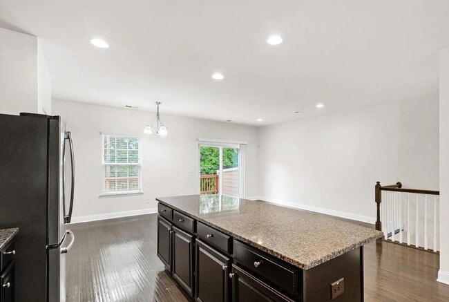 Kitchen Counter - 1101 Boxcar Way
