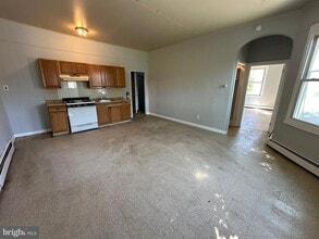 Building Photo - 1217 Arrott St
