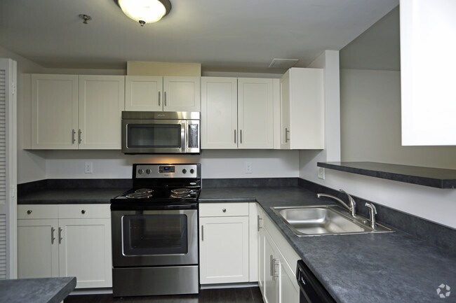 carisbrooke at manchester rentals - manchester, nh | apartments carisbrooke at manchester rentals - manchester, nh | apartments