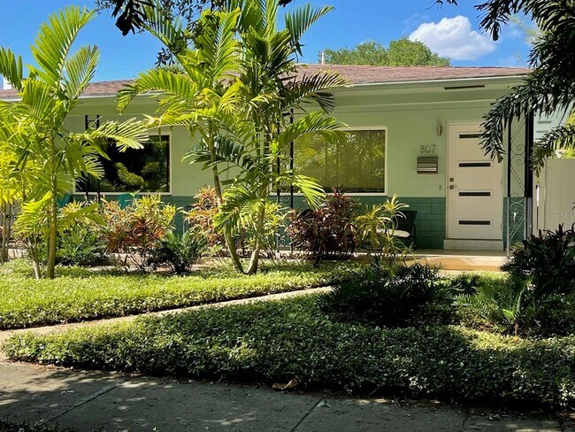 Foto del edificio - 807 26th Ave N
