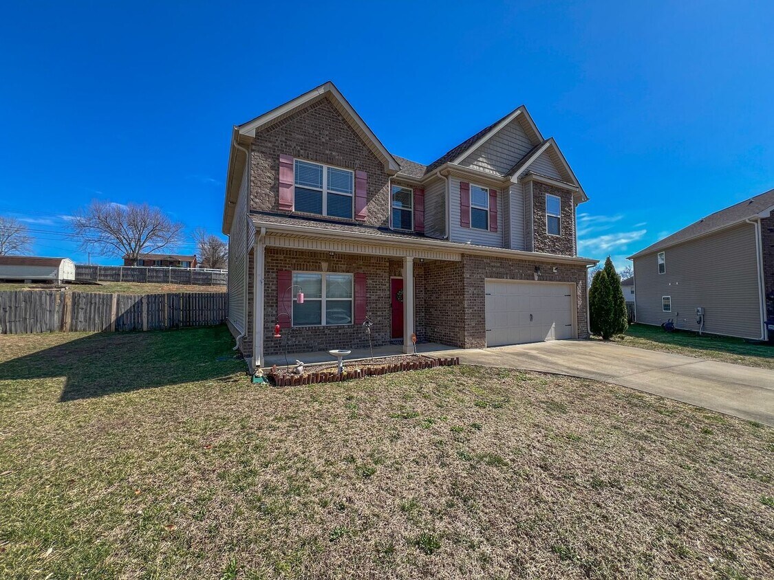 Foto principal - Short Term Leases Options! Gorgeous 5 Bedr...