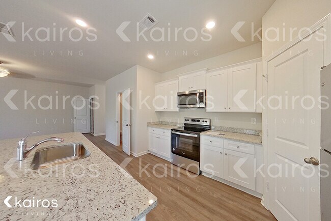 Foto del edificio - 3464 Bridgewood Dr.