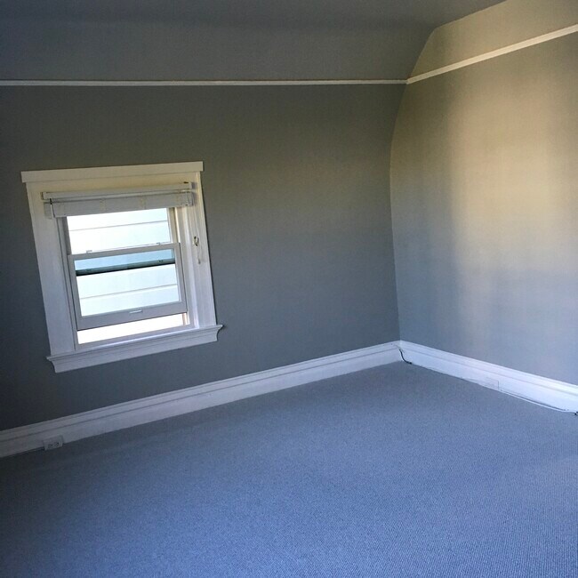 Building Photo - 144A Vicksburg St