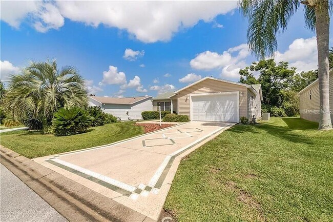 Foto del edificio - 9523 SE 168th Maplesong Ln