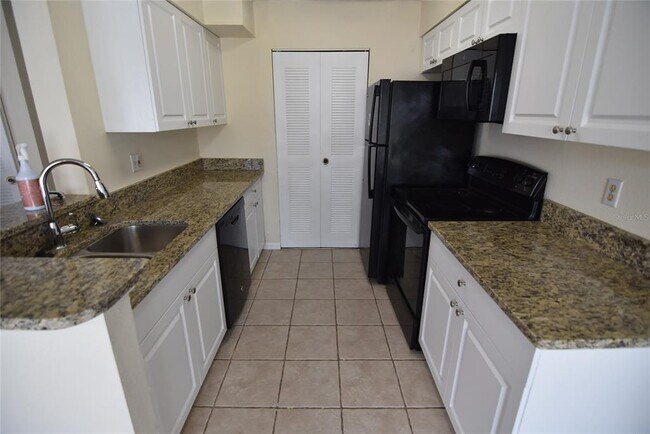 Foto del edificio - 1079 S Hiawassee Rd