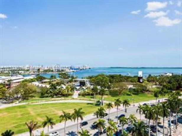 Foto principal - 244 Biscayne Blvd