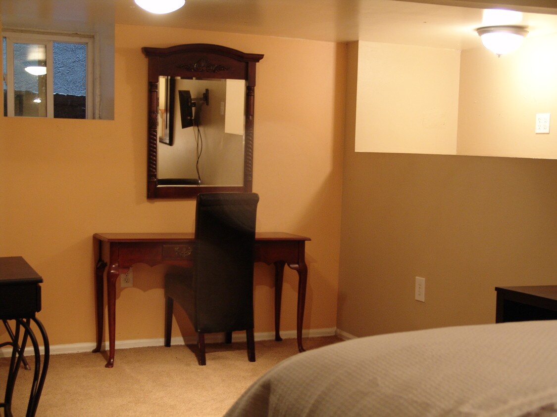 Foto del edificio - 1825 W 32nd Ave