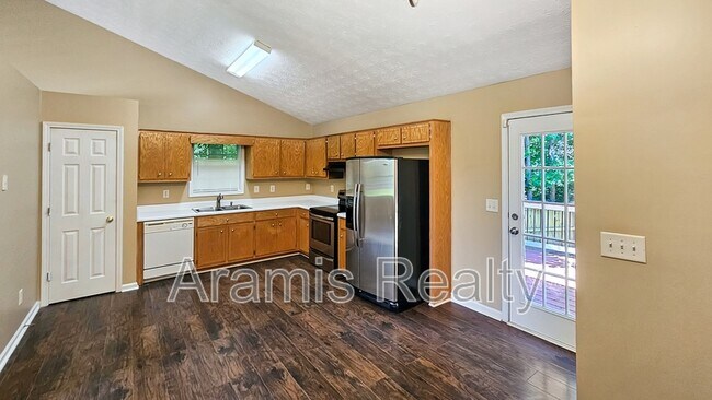 Building Photo - 3855 Lee Ann Dr