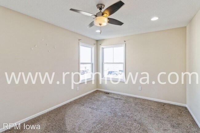 Building Photo - 3 br, 3.5 bath House - 7878 Cottonwood Lane