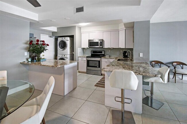 Foto del edificio - 3850 Galt Ocean Dr
