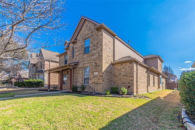 Building Photo - 10611 Providence Dr