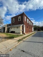 Building Photo - 7701 Park Ave